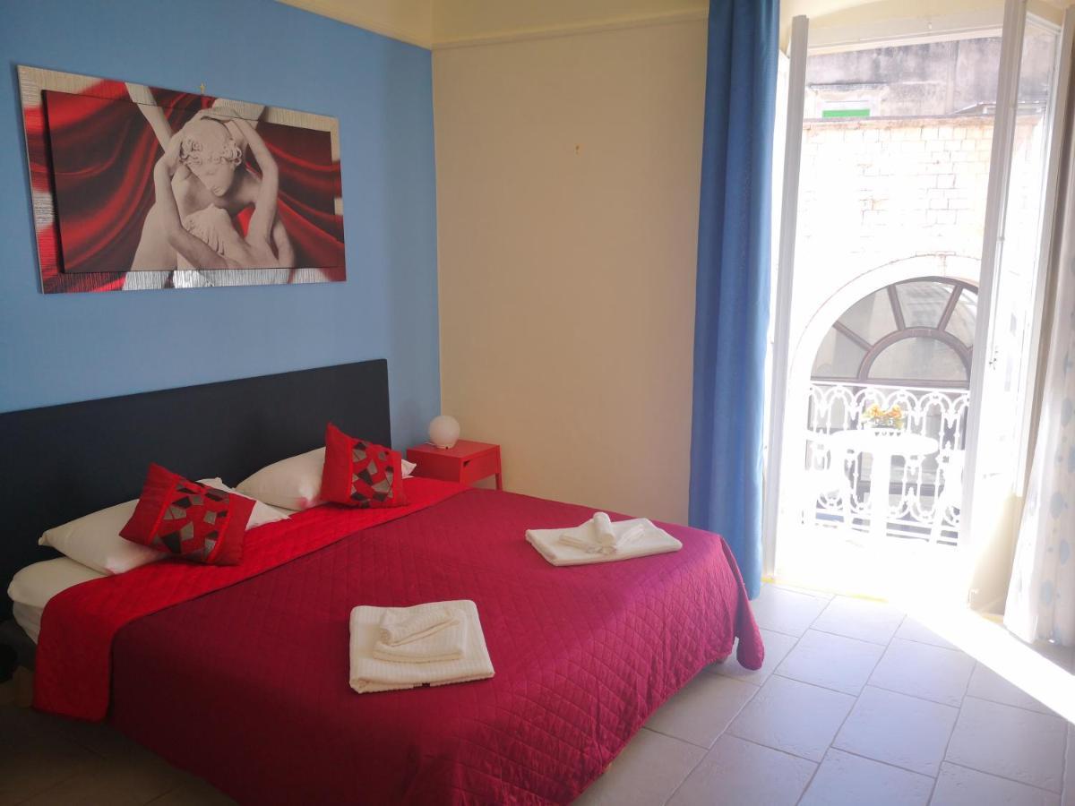Il Da Vinci Casa Vacanze Giovinazzo Exterior foto